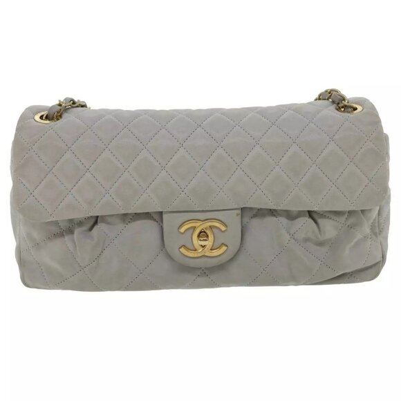 CHANEL Lamb Skin Matelasse Double Chain Shoulder Bag Gray CC Auth - Picture 2 of 16